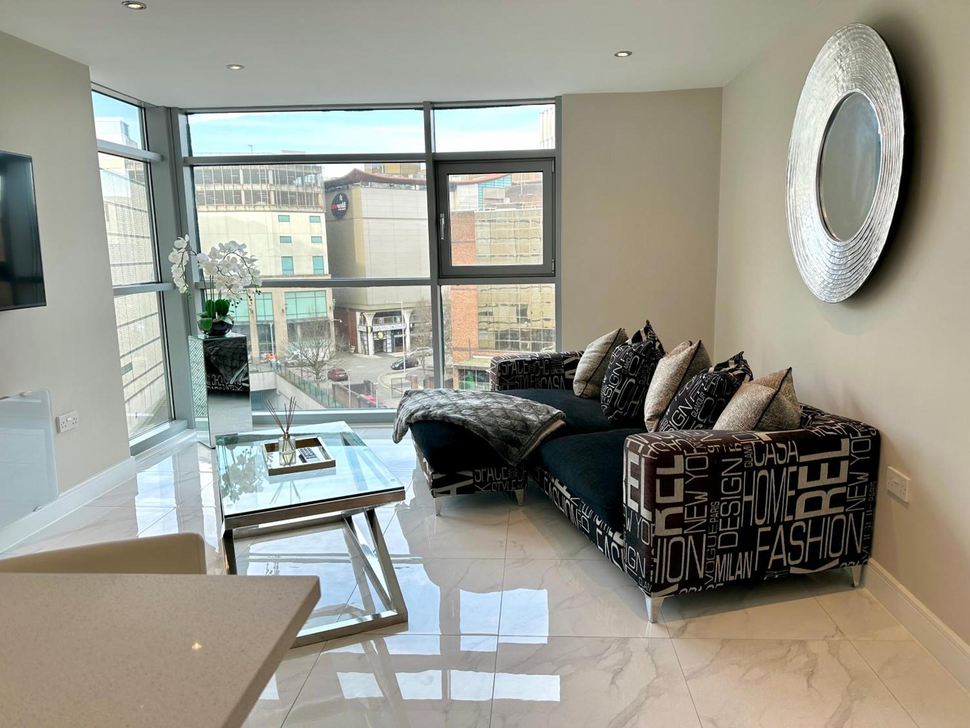 Superior Apartment In Cardiff City Centre Esterno foto